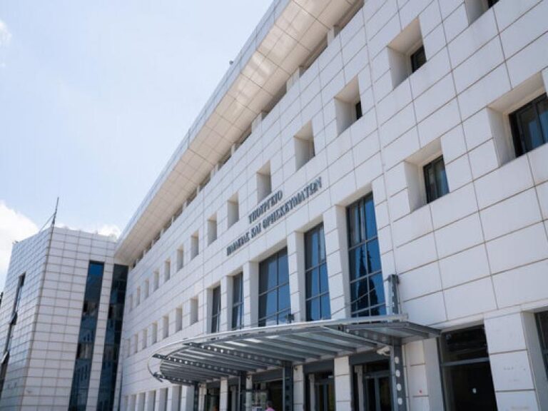 Πρόσκληση σε ορκωμοσία και ανάληψη υπηρεσίας 1.210 μελών ΕΕΠ-ΕΒΠ