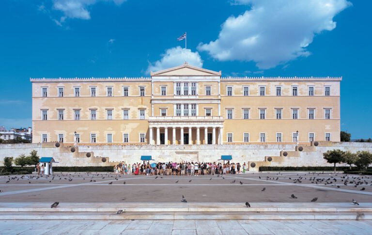Επισκέψεις σχολείων στη Βουλή των Ελλήνων