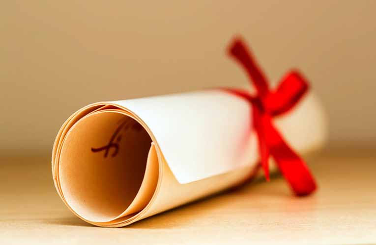 Σχολεία – Διεθνές απολυτήριο: ΟΛΑ όσα πρέπει να ξέρετε για τις Πανελλήνιες  Διαβάστε περισσότερα: Σχολεία – Διεθνές απολυτήριο: ΟΛΑ όσα πρέπει να ξέρετε για τις Πανελλήνιες