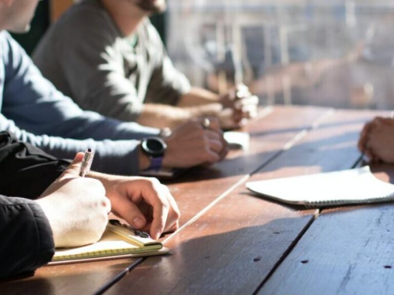 Μελέτη – Διάβασμα με άλλους: Καλή Ιδέα ή χάσιμο χρόνου;