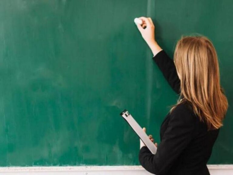 Αναπληρωτές: Τελευταία μέρα σήμερα για την υποβολή αιτήσεων – δηλώσεων  προτίμησης περιοχών  – Λίγο νωρίτερα οι προσλήψεις και οι τοποθετήσεις