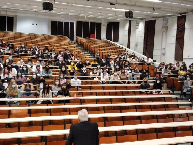 Φοιτητές 4ου έτους προς διαγραφή στο Τμήμα Ιστορίας και Αρχαιολογίας του ΕΚΠΑ